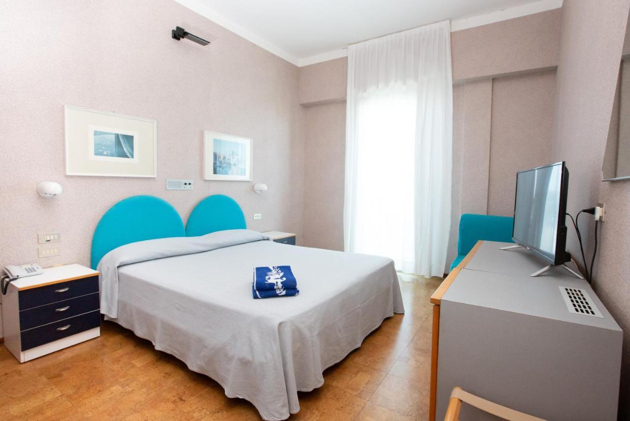 Hotel Venere Cesenatico Exterior foto