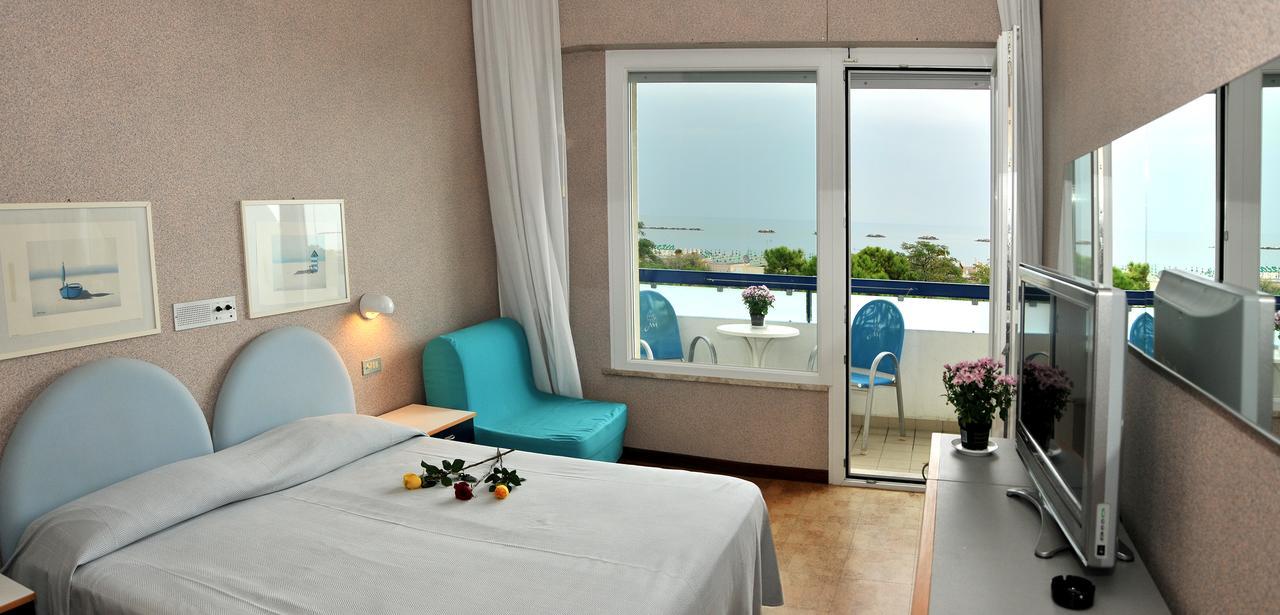 Hotel Venere Cesenatico Exterior foto